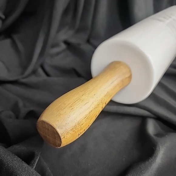 White Rolling Pin with 'Bake' Text - Picture 3 of 4